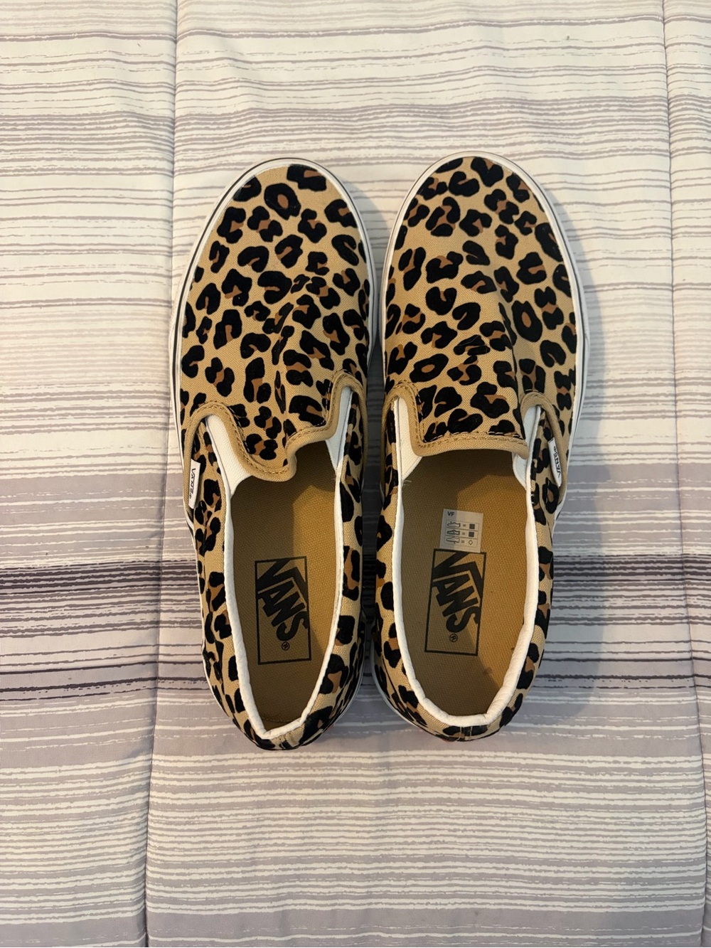 Vans Leopard Print Slip-On Sneakers - Tan & Black